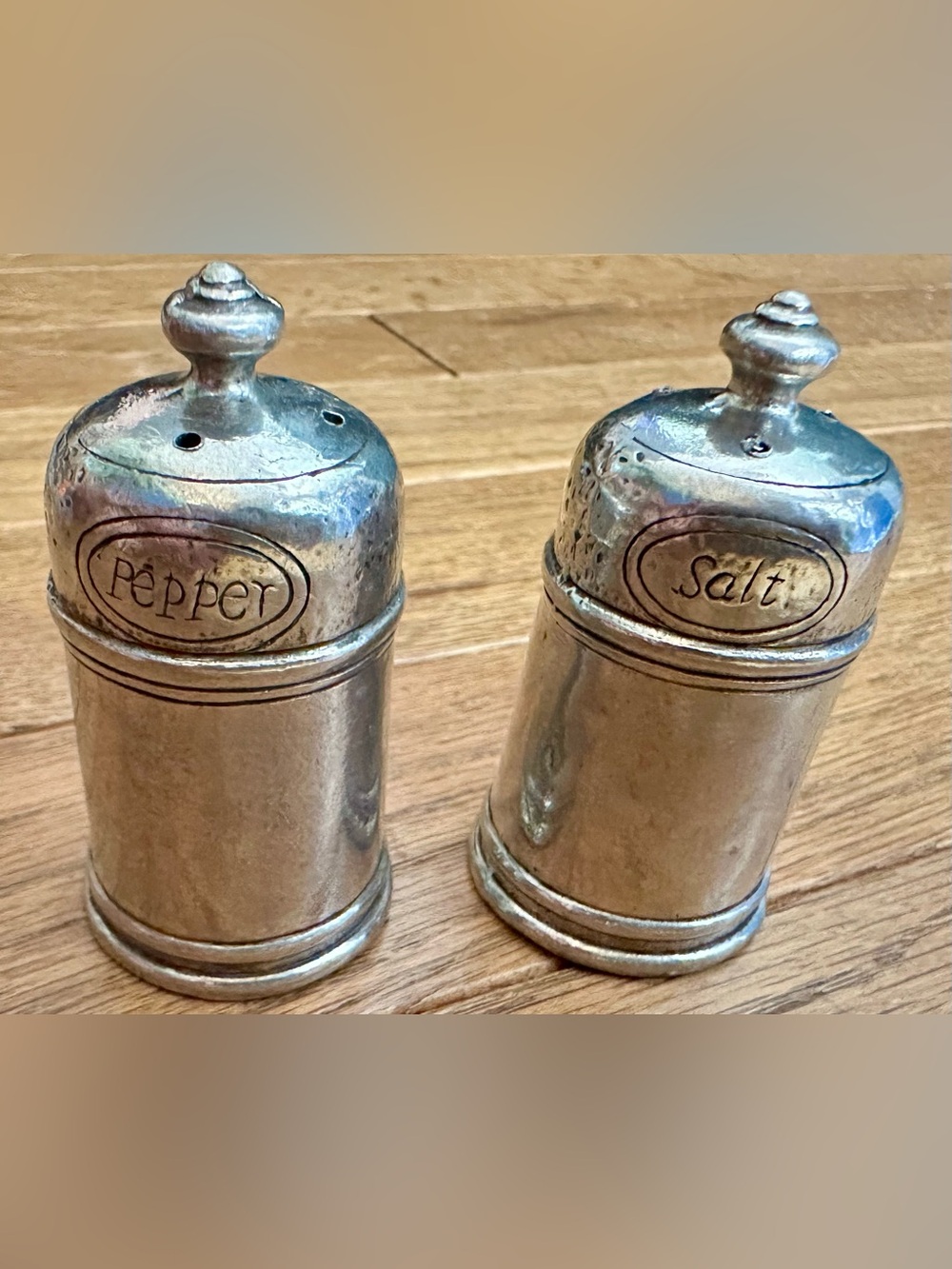 Vintage Pewter Hadeland Tinnstoperi Norsk Norwegian Etched Salt & Pepper